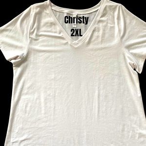 💝💝💝 3 for $33 Solid Pure White LuLaRoe Christy Tee